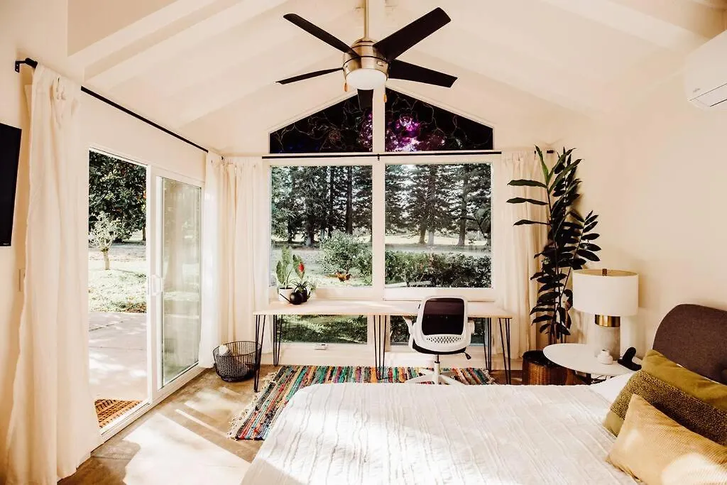 Holiday home Boho New Construction: On Golf Course/Views/Hot Tub Ac Walk To Market And Beach Princeville