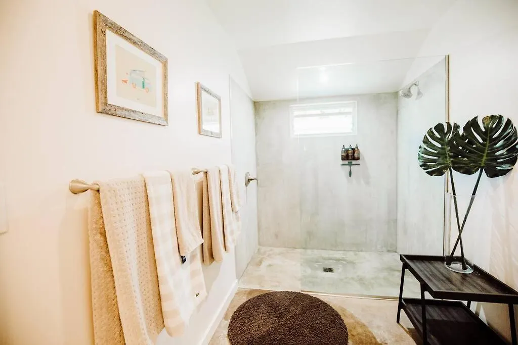 Boho New Construction: On Golf Course/Views/Hot Tub Ac Walk To Market And Beach Princeville 0*,  United States