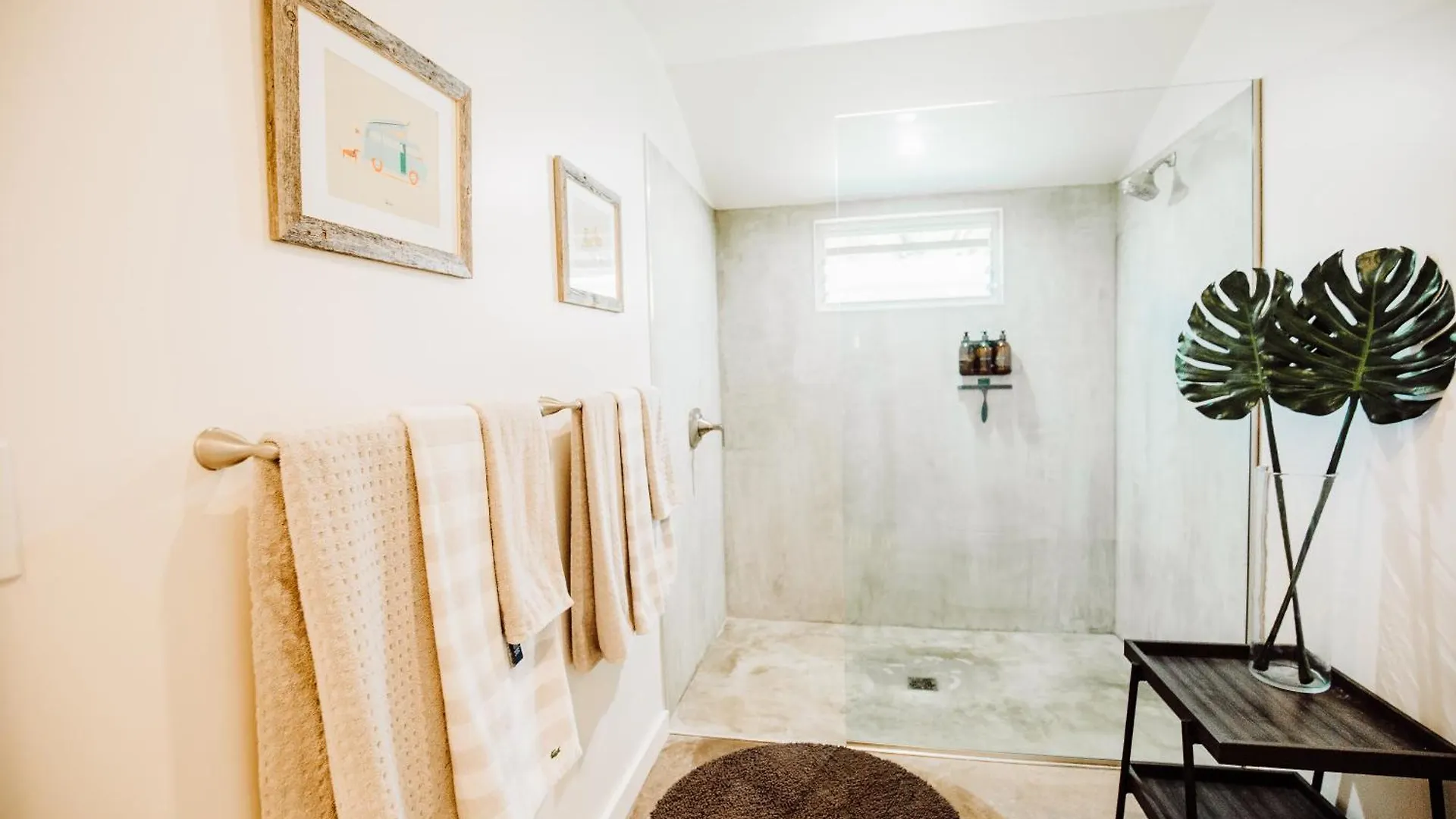Boho New Construction: On Golf Course/Views/Hot Tub Ac Walk To Market And Beach Princeville Casa de Férias
